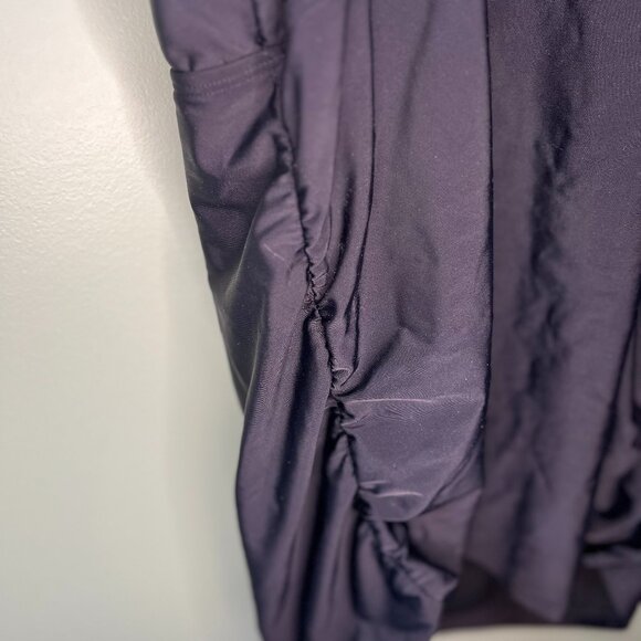 Thyme Maternity V neck Swim Tank Black L with adjustable straps - Picture 3 of 5